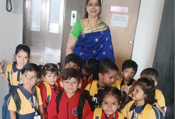 star buds school