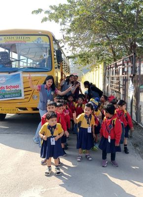 star buds school